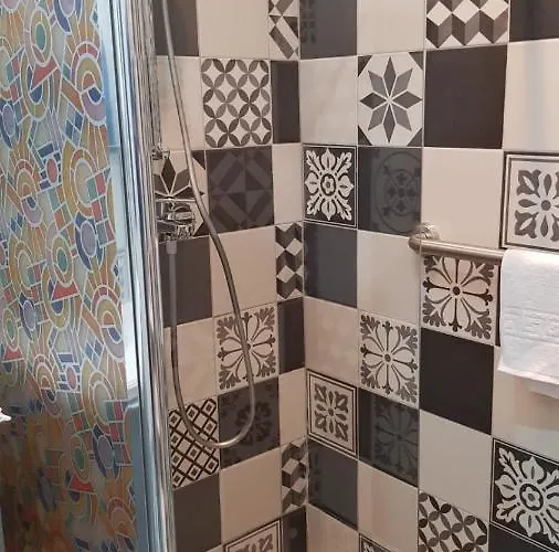 Guest house Casa Raia 3*